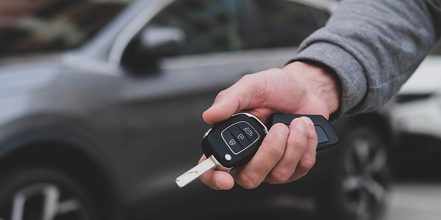 automotive locksmith