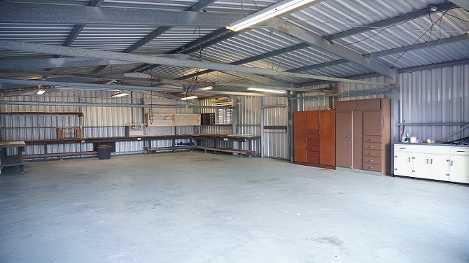 Amazon Warehouse