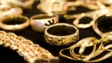 Vintage Jewelry Collection: Curate Your Own Story of Classic Beauty